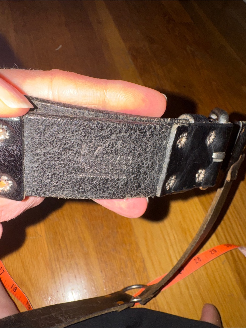 Source Unknown Black Leather Ring-Accent Men's Belt - Picture 2 of 5